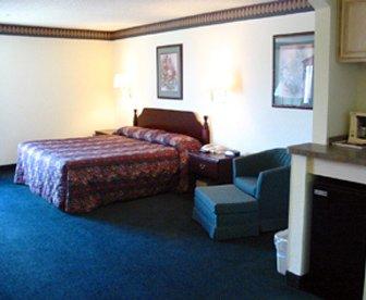 Best Western Inn & Suites Fort Worth