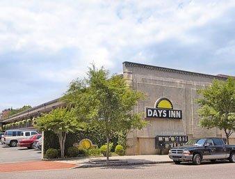 Days Inn  Historic District - Charleston