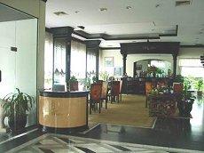 Louis' Tavern Hotel Bangkok