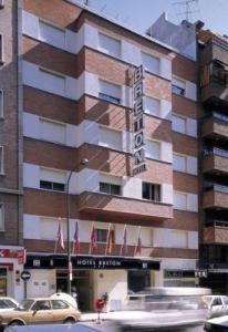 NH Breton Hotel Madrid