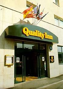 Quality Inn Nanterre La Defense Paris