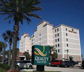 Quality Suites Oceanfront - Jacksonville Beach