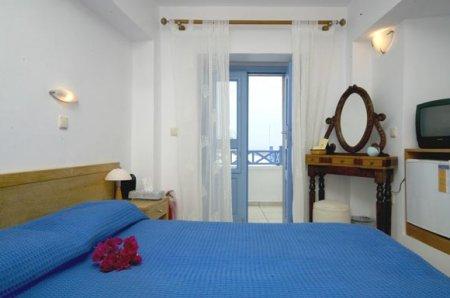 Thireas Hotel Santorini