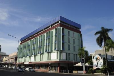 Townsville Plaza Hotel